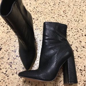 Heel boots